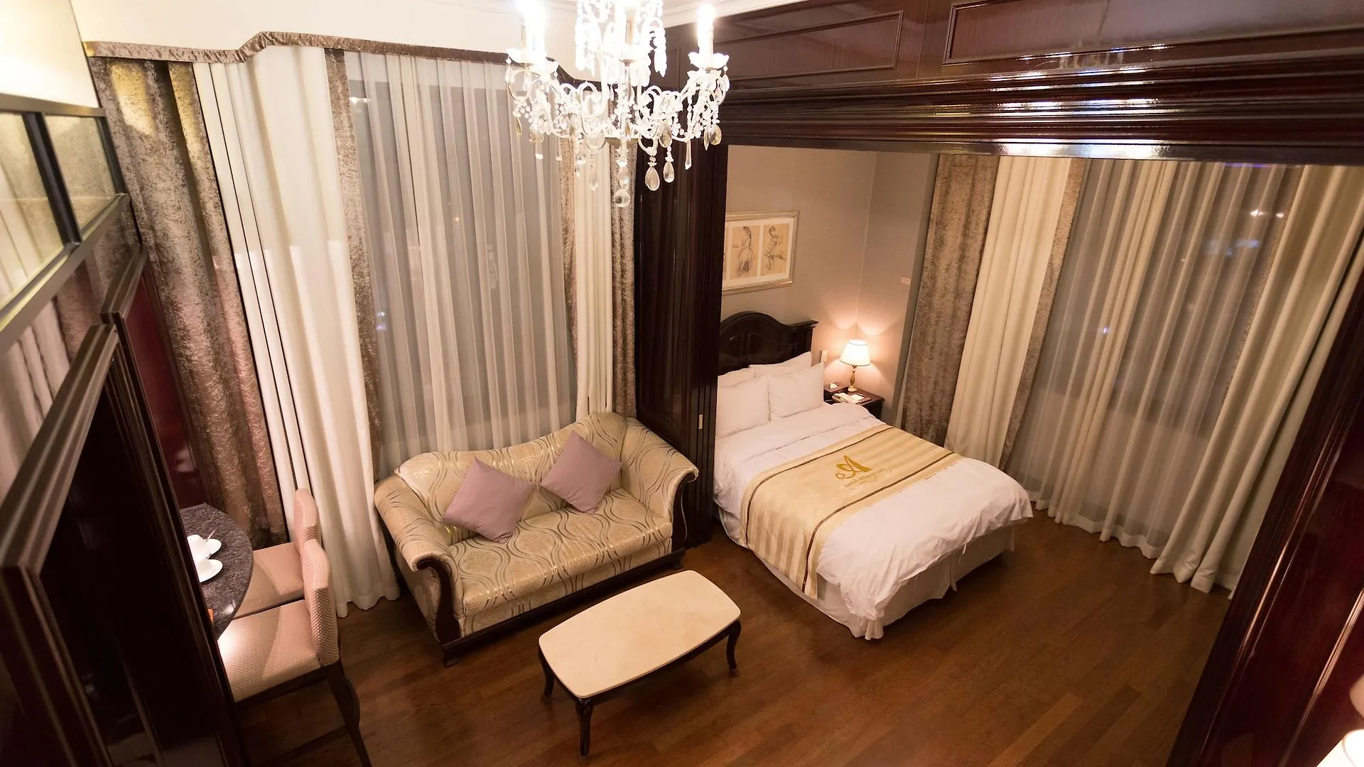 Yeoksam Artnouveau Hotel Seoul