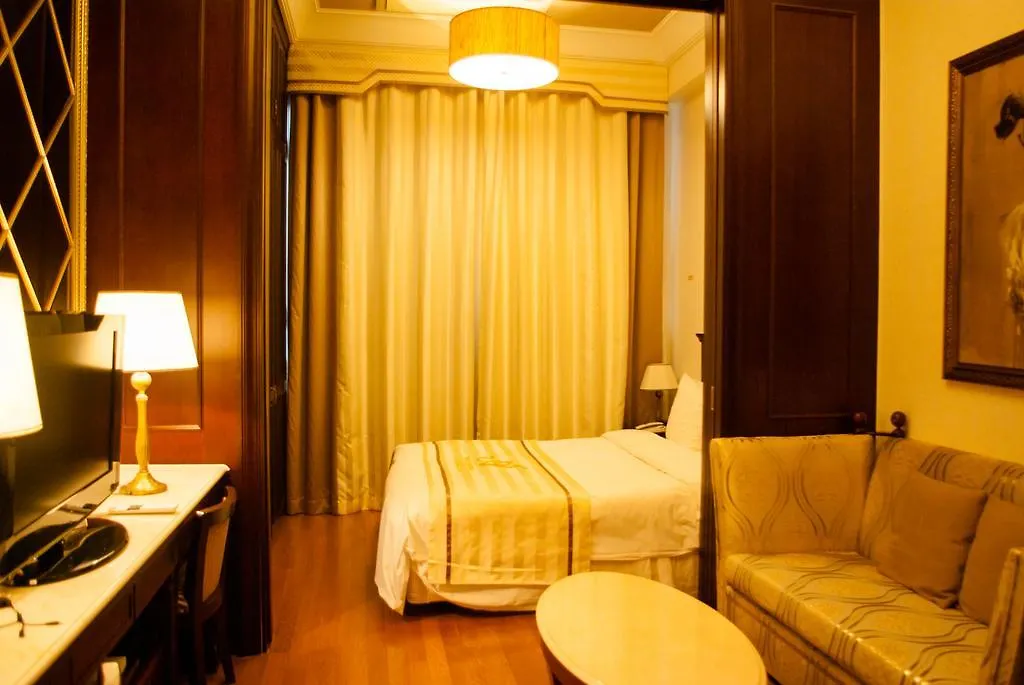 Yeoksam Artnouveau Hotel Seoul 4*,
