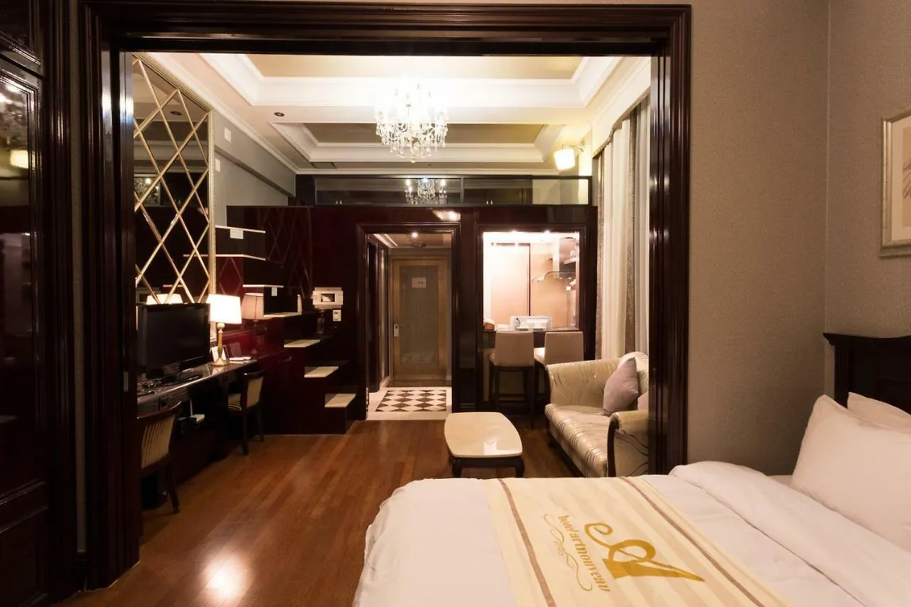 Yeoksam Artnouveau Hotel Seoul