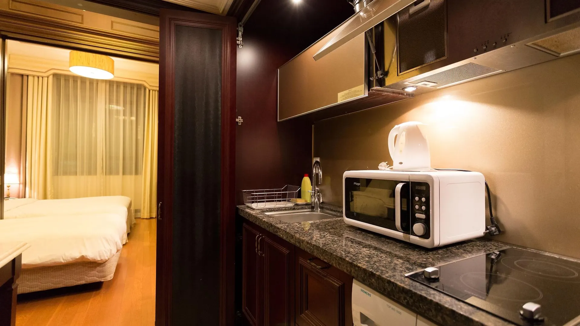 Yeoksam Artnouveau Hotel Seoul 4*,  South Korea