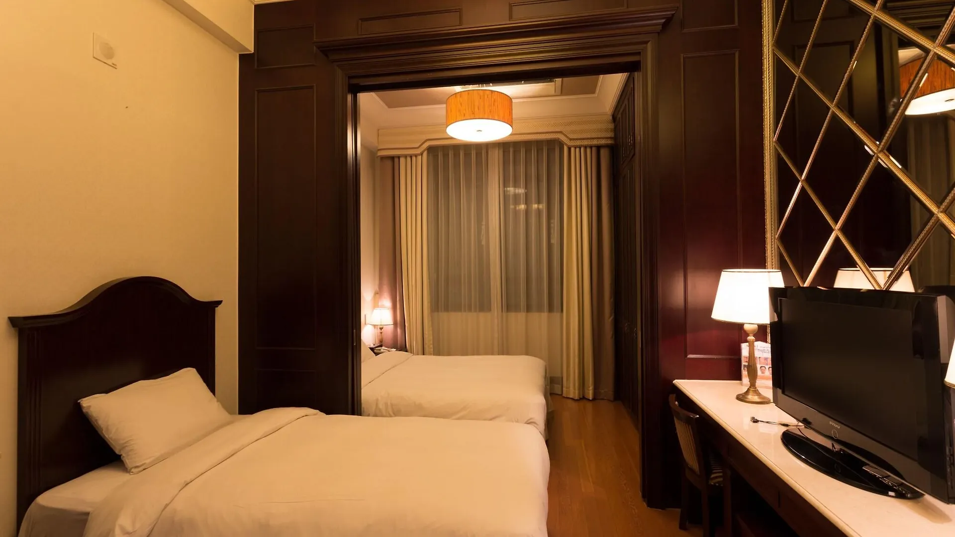 Yeoksam Artnouveau Hotel Seoul