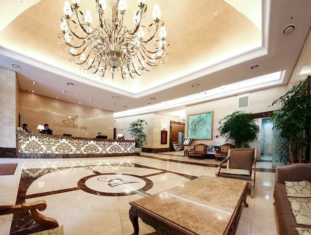 Yeoksam Artnouveau Hotel Seoul 4*,